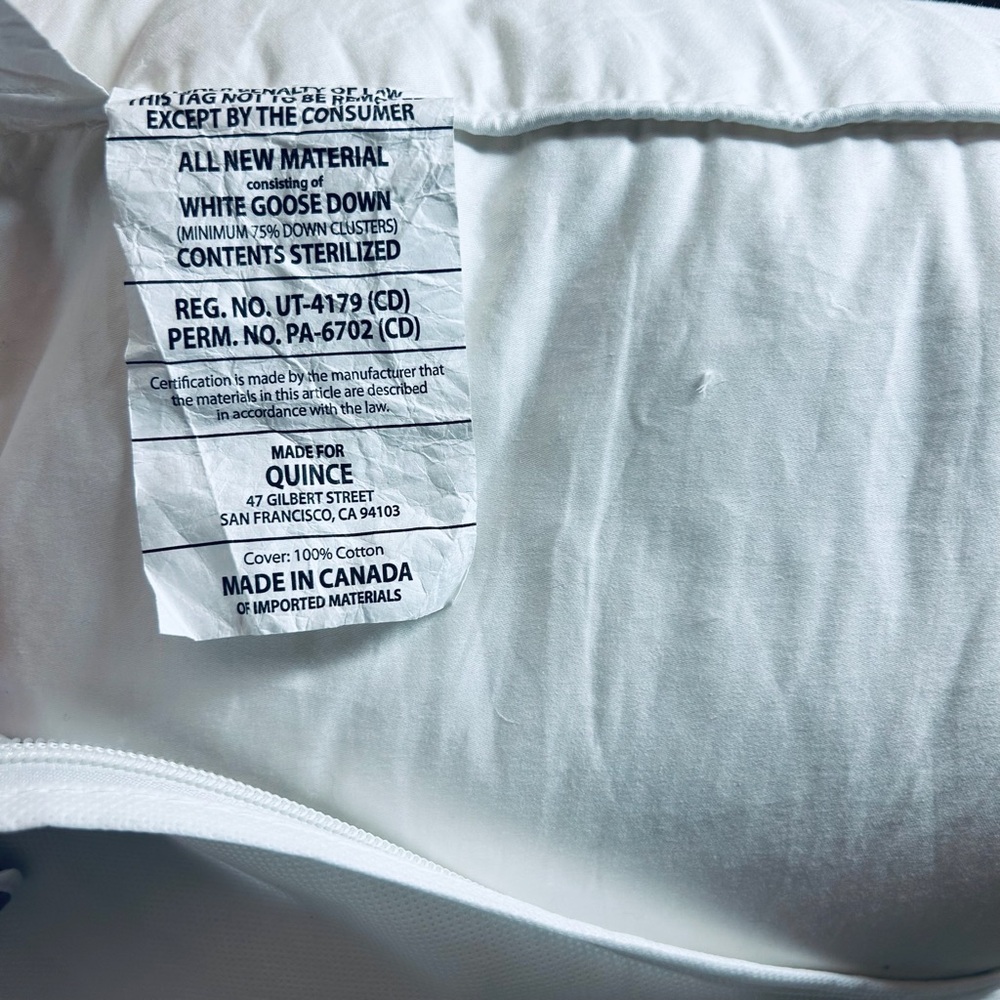 QUINCE Luxe Goose Down Pillow Firm/Extra Firm Standard 9483 - Picture 10 of 13